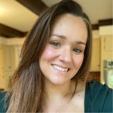 Cecelia Alexander's Instagram, Twitter & Facebook