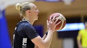 | | ann wauters | | | ||| | | |. Ann Wauters Tout Est Plus Grand Plus Beau Plus Excitant Le Soir Plus