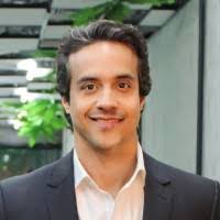 Eduardo Abreu's Instagram, Twitter & Facebook