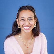 Melanie Mickelson's Instagram, Twitter & Facebook