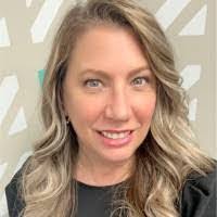 Erin Roan's Instagram, Twitter & Facebook