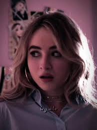 Sabrina Carpenter: La Reina de la Altura