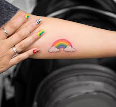Susses Regenbogen Tattoo Fur Madchen Nettes Madchen Rainbow Tattoo Fur Madchen Nettes Rainbow Regenbogen Dovme Murekkebi Dovme Fikirleri Dovme