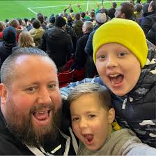 Harry hits the shot of the century to free the Sidemen! 😅⛳️