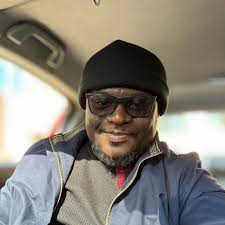 She stayed the night at her BABYDAD house & this was her excuse..