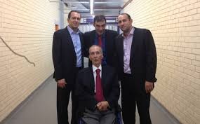 Κωνσταντίνος αγγελόπουλος © intimenews / χαλκιοπουλοσ νικοσ. O Kwnstantinos Aggelopoylos Apanta Stoys Gioys Toy Lyssaleos Polemos Gia Na Balo Open Magazine