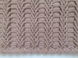 Kabartmali Trabzanlarla Yelek Modeli Youtube Crochet Patterns Crochet Shell Stitch Crochet Stitches