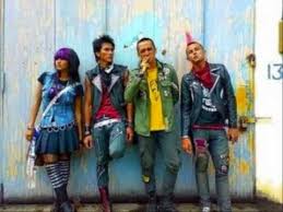 Manusia yang berkualitas adalah manusia yang bisa tenang dalam menghadapi segala persoalan hidup, tanpa. Kata Kata Anak Punk In Love