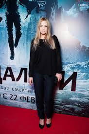 В период активных съемок телесериала «няньки» артистка совершила неожиданный для себя и своей семьи поступок: Muzh Aglai Shilovskoj Foto Biografiya Lichnaya Zhizn Deti