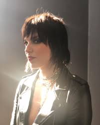 Lzzy Hale At Halestorm S Vicious Photo Shoot Lzzy Hale Halestorm Female Guitarist