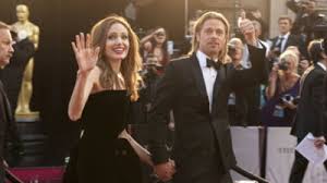 I was such a kid, i was 22 when we met. Angelina Jolie Si Brad Pitt Merg Pana La Capat Cu Divortul La Ce Intelegere Au Ajuns Mobile