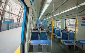 El presidente de trenes argentinos, martín marinucci, señaló que la línea roca es la que más flujo además de los 20 servicios que circulan entre las 6 y las 10 en los ramales que conectan la plata. El Tren Roca Ramal La Plata Tendra Servicio Limitado Este Sabado