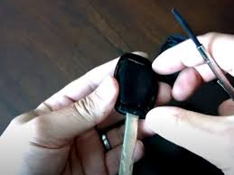 Compatible with hondas that use the. 2003 2007 Honda Accord Key Fob Battery Replacement 2003 2004 2005 2006 2007 Ifixit Repair Guide