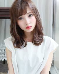 ミディアム ワンカールの髪型カタログ 大人可愛いヘアスタイルを大公開 folk ヘアスタイリング 美髪 美人 ヘアスタイル