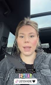 Lisa Maitland's Instagram, Twitter & Facebook