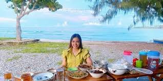 Sempurnakan desainmu dengan gambar pantai indah. Punya Pemandangan Pantai Nan Indah Ini 5 Potret Rumah Bella Shofie Di Maluku Merdeka Com