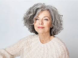 Frame your face with waves. Silver Model Management Paris Hair Styles Stacked Bob Hairstyles Bob Hairstyles