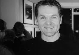 About the Artist — Daniel Moret Photography