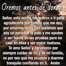 La vida y la salud es lo más importante que tenemos, y solo dios puede concedernos ese privilegio, así que, es indispensable agradecer por el regalo de la vida mediante una oración católica dando gracias a dios por el día que termina. Oracion De La Noche Gracias Dios Un Nuevo Dia Oracion Dios Jesus Anochecer Buenas Noches Oraciones Catolicas Cortas Oraciones Oraciones Catolicas