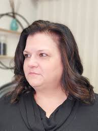 Dimensional coloring for hair longevity