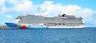 We looked at hundreds of recent norwegian breakaway member reviews to gather up some of the most popular tips for the ship. 9 Reasons To Cruise On The Norwegian Breakaway Cruise Ship