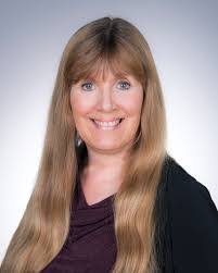 Elizabeth Farquhar's Instagram, Twitter & Facebook