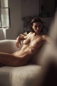 Irina Lozovaya - every curve designed to arouse your senses