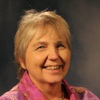 Heather Dinstel's Instagram, Twitter & Facebook