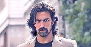 KESKIN BICAK MITHAT 💘💘💘