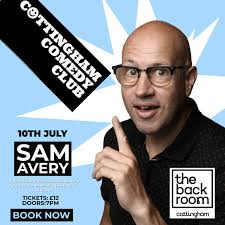 Hi everyone! My name is Thomas, I'm a **British comedian** and I will be in  **MUNICH** with my comedy buddy and** Netflix star** Tom Houghton for an  **ENGLISH COMEDY SHOW **on **January