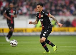 Charles aranguiz was born in chile on monday, april 17, 1989 (millennials generation). 90plus Bestatigt Charles Aranguiz Verlangert In Leverkusen 90plus