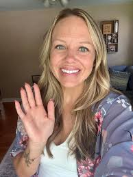 Good morning! 👋 Quick reminder- there will not be a 10am Live