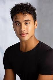 Julian Cottrell's Instagram, Twitter & Facebook