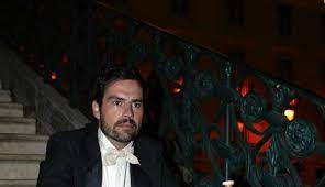 No mundo do teatro, filipe duarte interpretou inúmeros autores como gil vicente, mário botequilha, mia couto o ator participou na série da tvi equador, onde desempenhava o papel principal. Filipe Duarte Ja Grava Em S Tome Tv Media Correio Da Manha