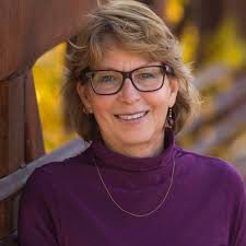 Cindy Salo's Instagram, Twitter & Facebook