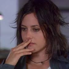 Francieli Gomes (@fraanvgomes)