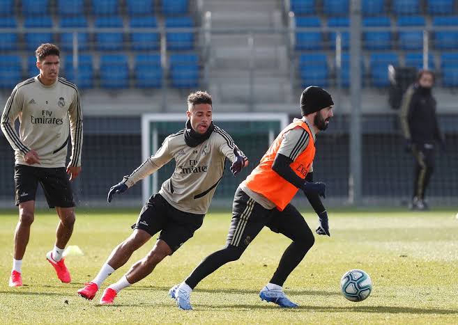 نتيجة بحث الصور عن real madrid training"