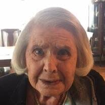 Effie Schultz's Instagram, Twitter & Facebook