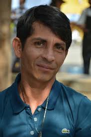 Bailando olvidamos las penas”. Conoce a los bailarines más populares del  Parque Libertad