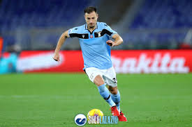 Botta e risposta fra radu e chiellini, poi matri decide ai supplementari. Lazio La Romania Tenta Radu Con Le Prossime Olimpiadi Solo La Lazio