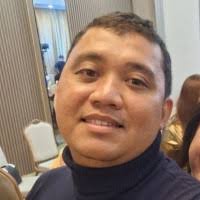 300+ "Edward Thomas" profiles