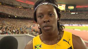 As per wikipedia, jackson's actual height is 5 feet 8 inches (1.73m) tall, and she weighs 61kg (134lb). Wch 2015 Beijing Shericka Jackson Jam 400m Semi Final Youtube