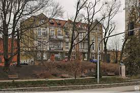 Obecnie 1 maja również jest dniem wolnym od pracy. Kamienica Nr 11 Ul 1 Maja Olsztyn Zdjecia