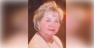 Martha Hamby's Instagram, Twitter & Facebook