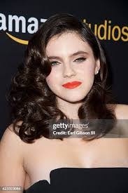 Kara Earl's Instagram, Twitter & Facebook