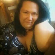 Carla Perkins (@crzycatlady2013)