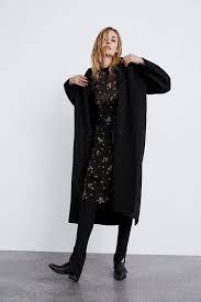 Zara Black Friday Sale 2018 Is Back Better Than Ever Last year's zara black friday sale featured sale pricing up to 30% off, including various dresses and sweaters. zara black friday sale 2018 is back