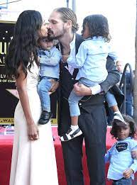 Zoe saldana, 43, continued her italian getaway on monday as she was spotted strolling around florence with her three children her husband marco perego. Zoe Saldana And Sons At Hollywood Walk Of Fame Ceremony 2018 Popsugar Middle East Celebrity And Entertainment