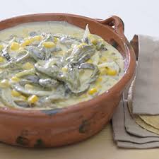 In a large skillet heated over medium heat, add the oil. Receta Rajas Con Crema Cocina Mia Los Mejores Utensilios Accesorios De Cocina Y Mas