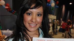 Alma Lara's Instagram, Twitter & Facebook